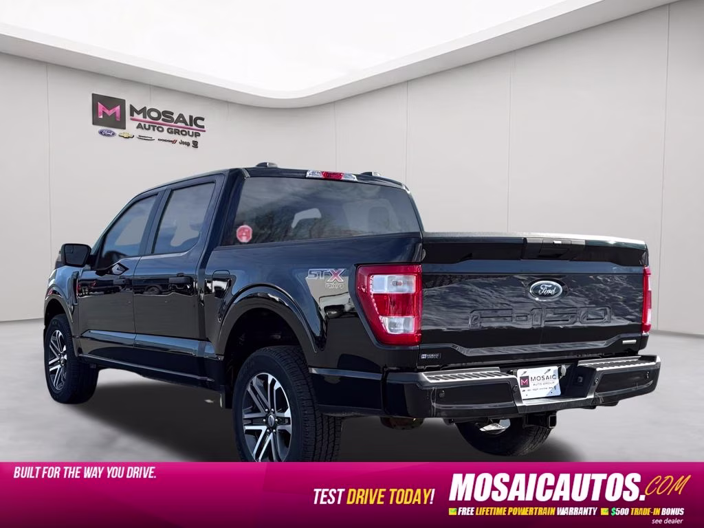 2023 Black Metallic Ford F-150 XL 4X4 Truck