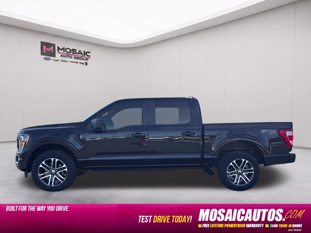 2023 Black Metallic Ford F-150 XL 4X4 Truck