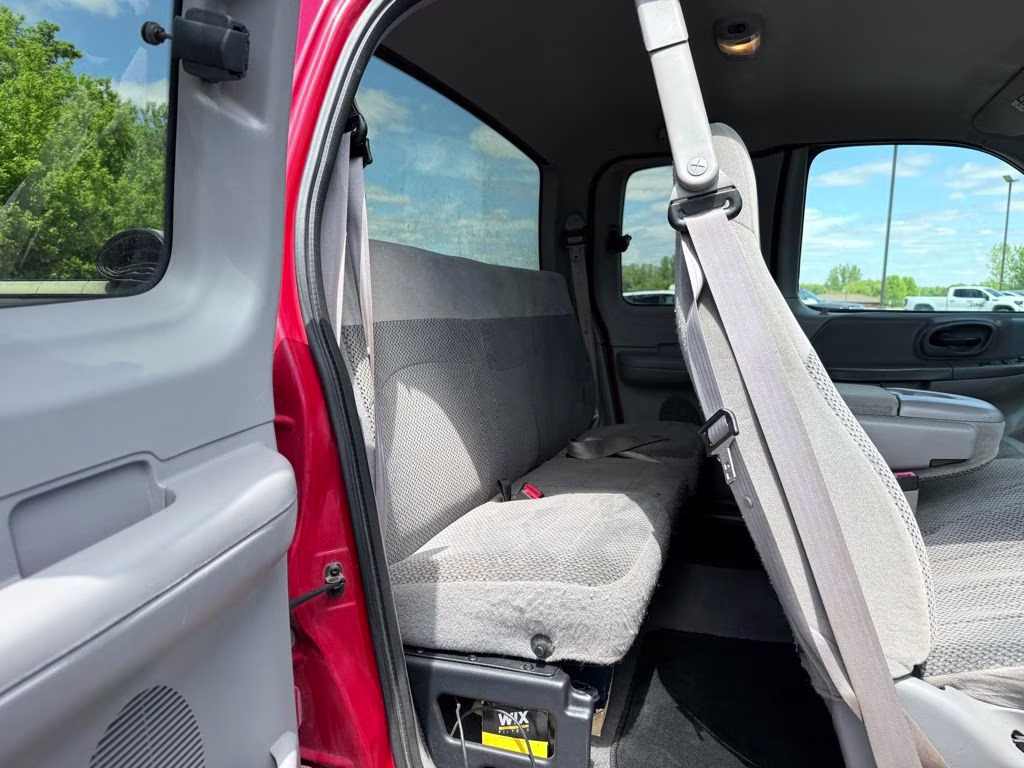 1999 Bright Red Clearcoat Ford F-150 XL 4X4 Truck