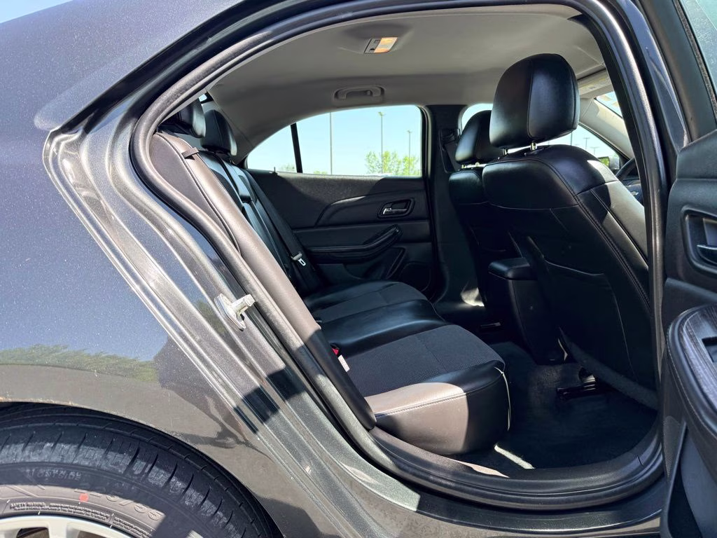2015 Ashen Gray Metallic Chevrolet Malibu LT 1LT FWD Sedan