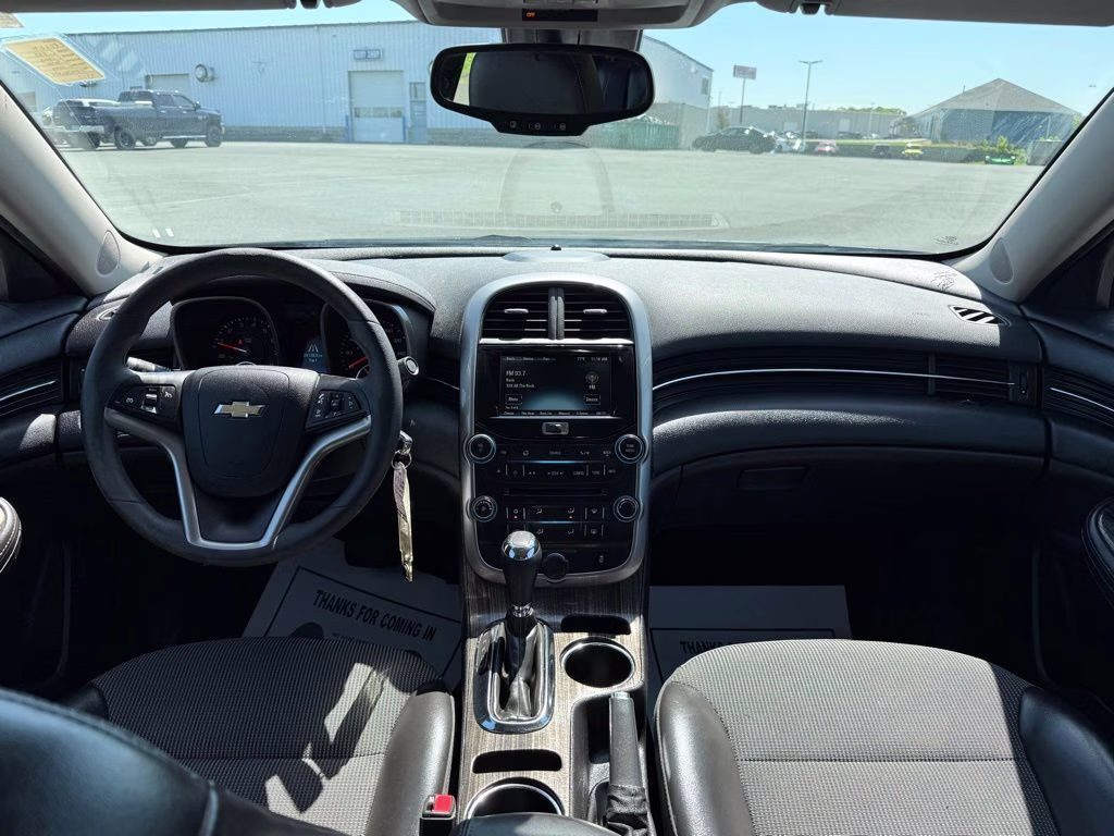 2015 Ashen Gray Metallic Chevrolet Malibu LT 1LT FWD Sedan