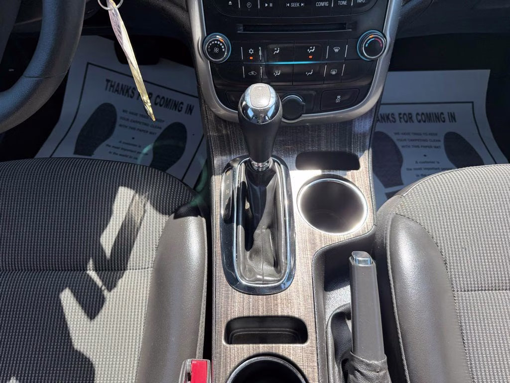 2015 Ashen Gray Metallic Chevrolet Malibu LT 1LT FWD Sedan