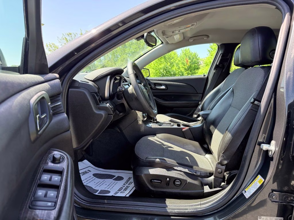2015 Ashen Gray Metallic Chevrolet Malibu LT 1LT FWD Sedan