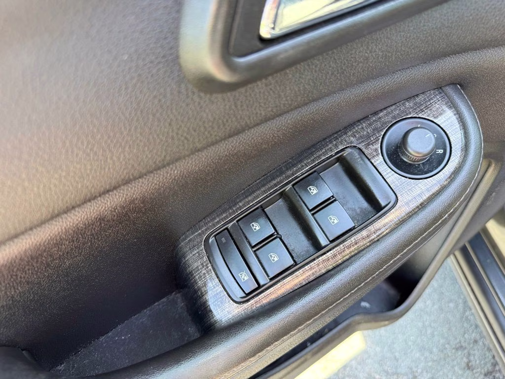 2015 Ashen Gray Metallic Chevrolet Malibu LT 1LT FWD Sedan