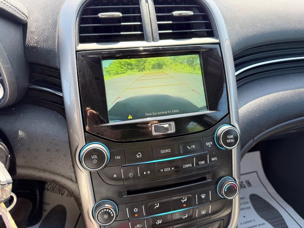 2015 Ashen Gray Metallic Chevrolet Malibu LT 1LT FWD Sedan