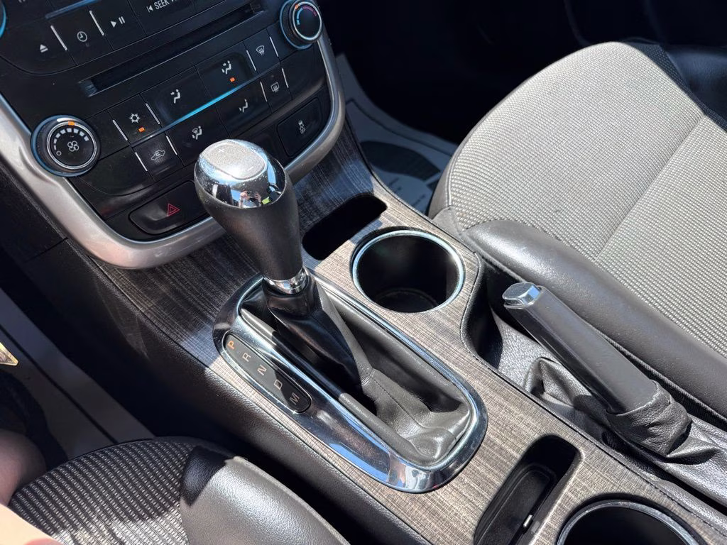 2015 Ashen Gray Metallic Chevrolet Malibu LT 1LT FWD Sedan