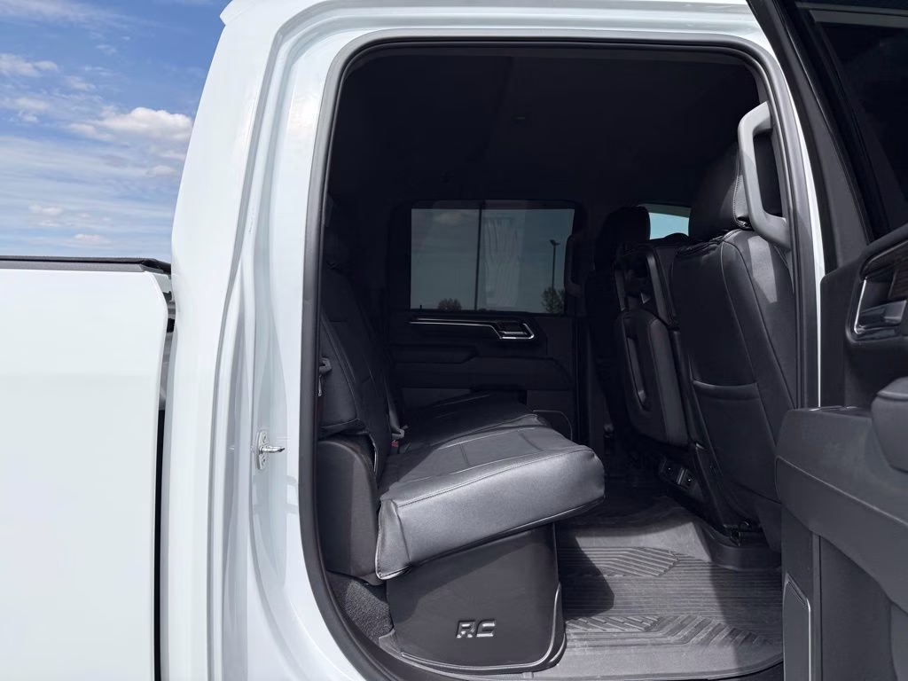 2024 Summit White Chevrolet Silverado 2500HD LT 4X4 Truck