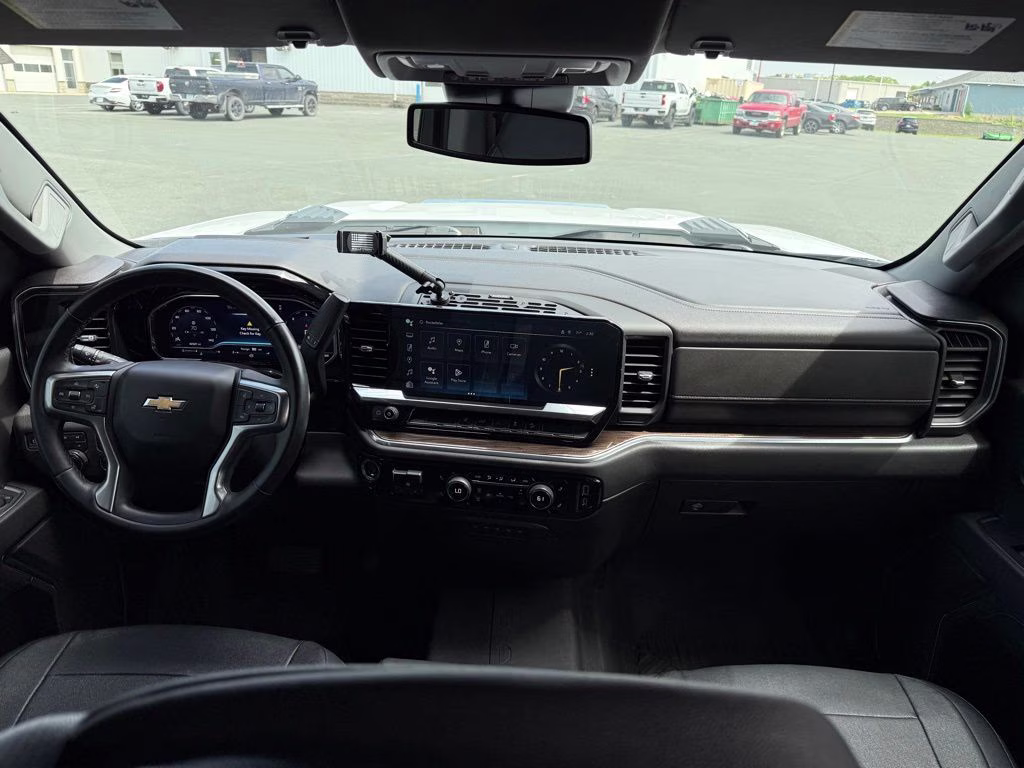 2024 Summit White Chevrolet Silverado 2500HD LT 4X4 Truck