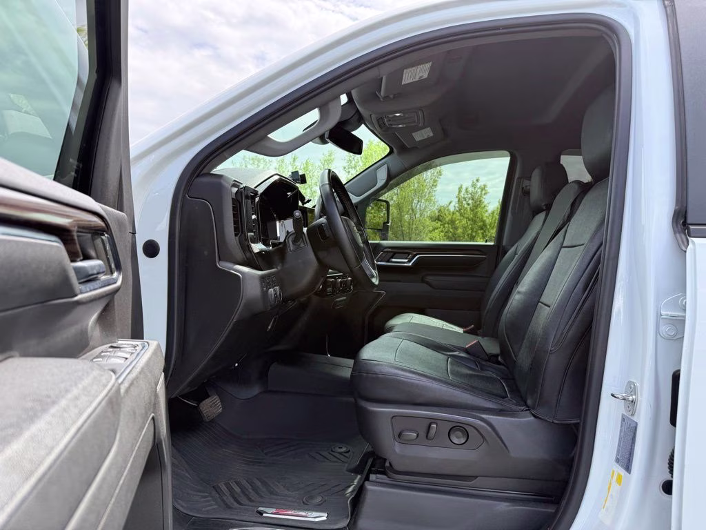 2024 Summit White Chevrolet Silverado 2500HD LT 4X4 Truck