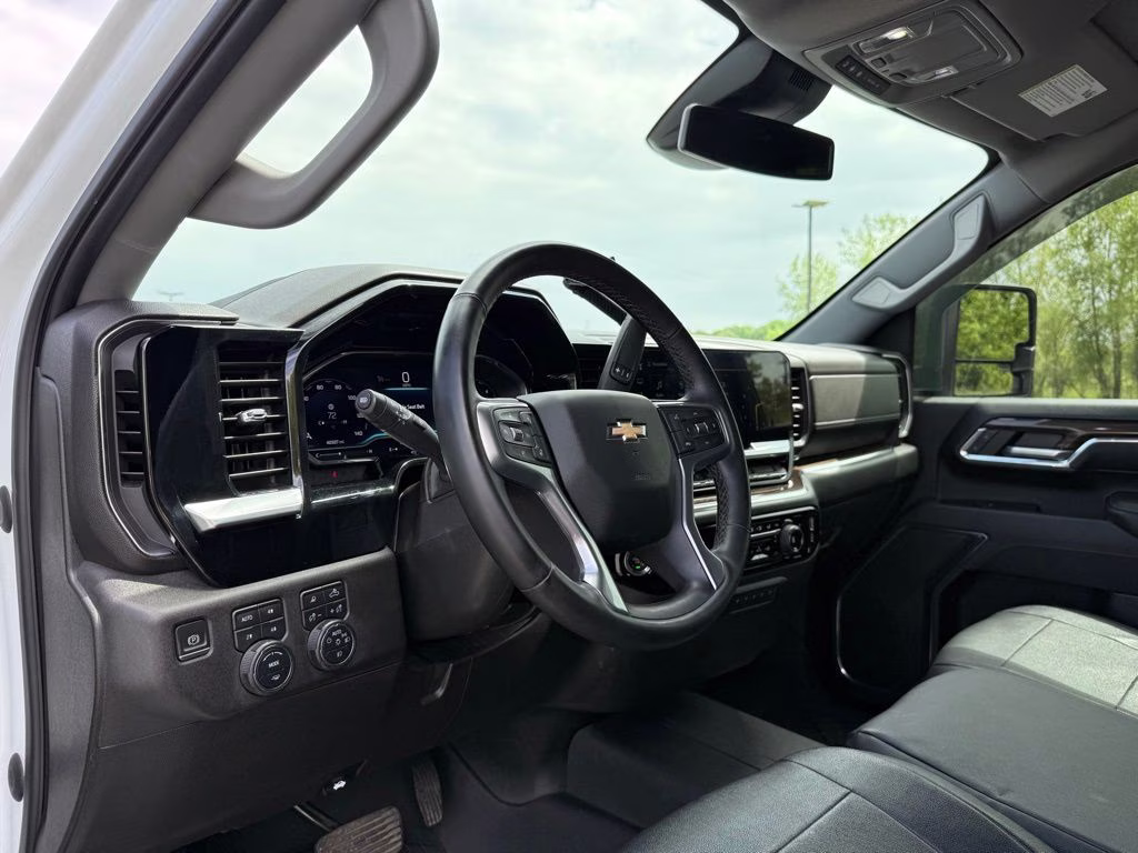 2024 Summit White Chevrolet Silverado 2500HD LT 4X4 Truck