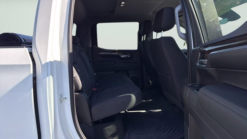 2023 Summit White Chevrolet Silverado 1500 LT 4X4 Truck