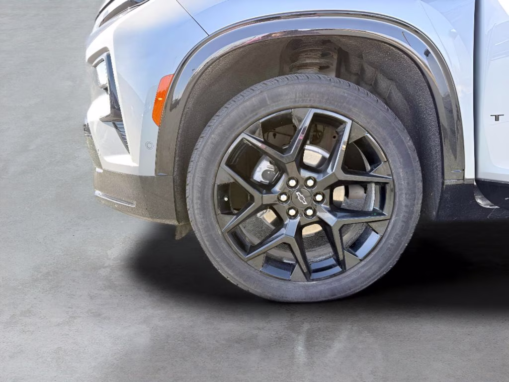 2025 Gray Chevrolet Traverse RS AWD SUV