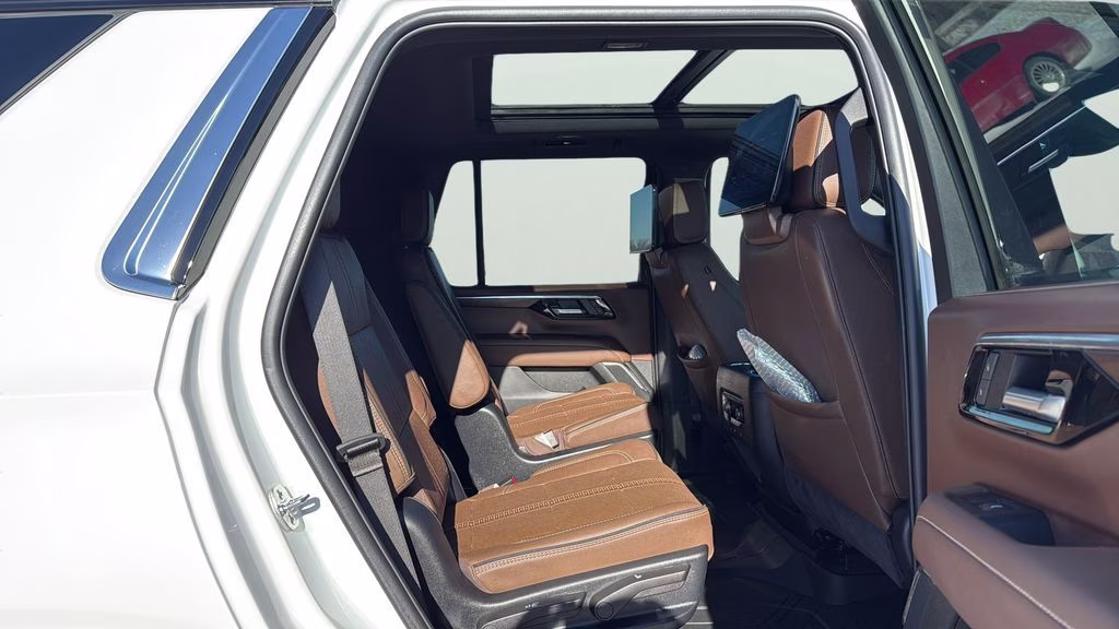 2025 Iridescent Pearl Tricoat Chevrolet Tahoe High Country AWD 4X4 SUV