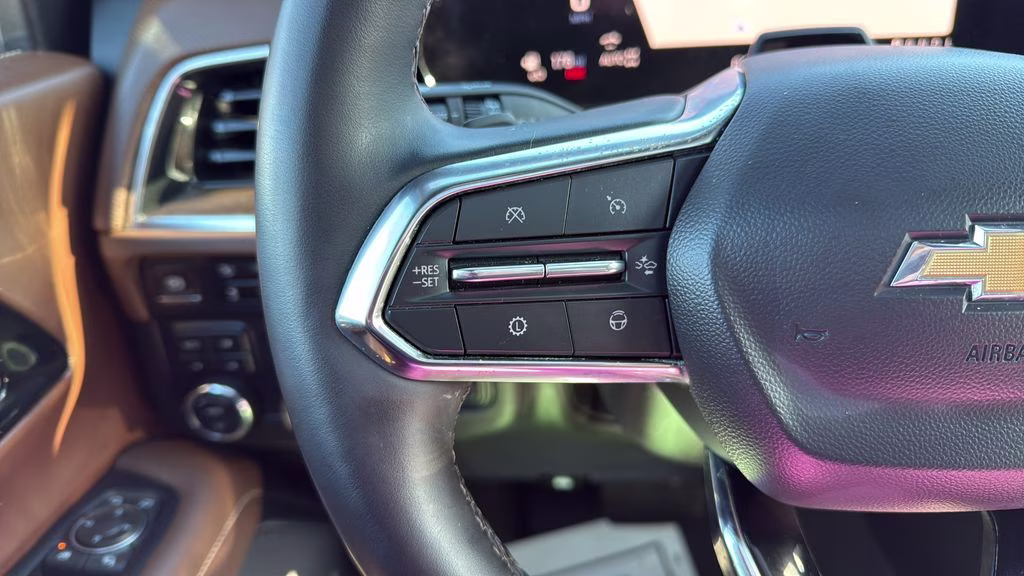 2025 Iridescent Pearl Tricoat Chevrolet Tahoe High Country AWD 4X4 SUV