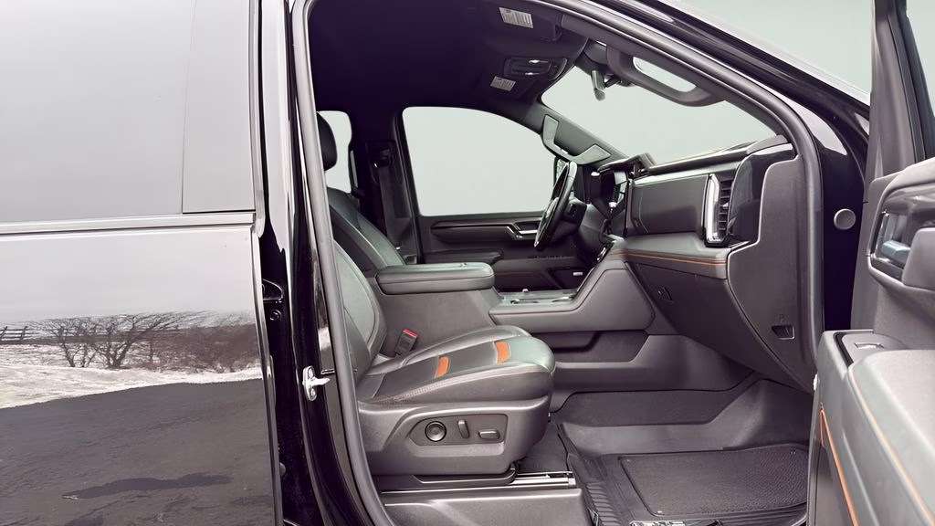 2025 Onyx Black GMC Sierra 2500HD AT4 4X4 Truck