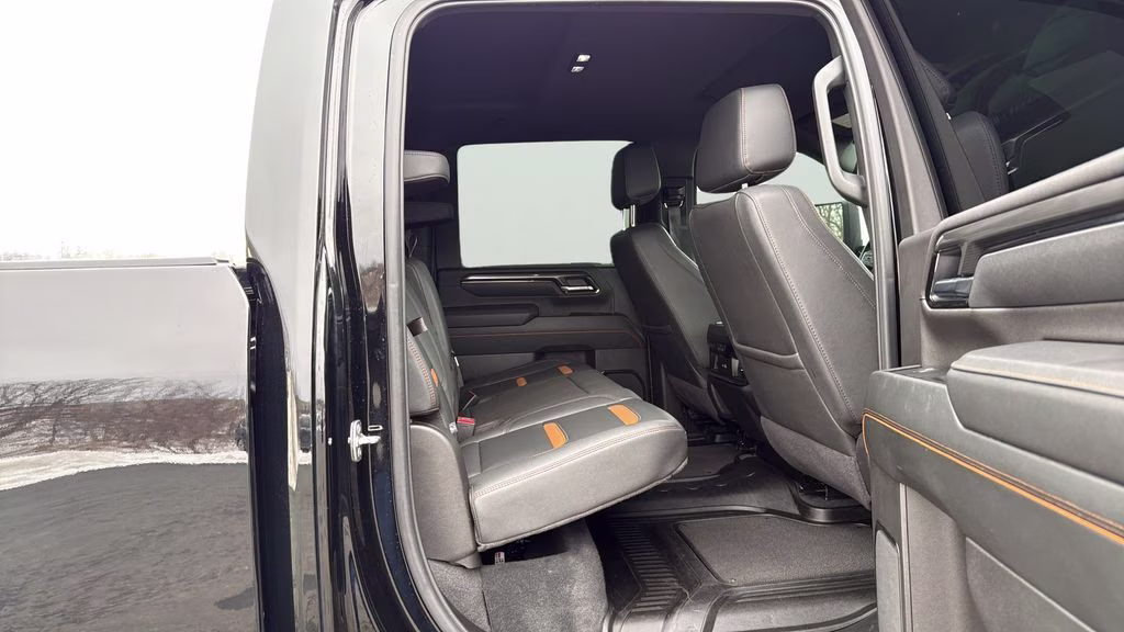 2025 Onyx Black GMC Sierra 2500HD AT4 4X4 Truck