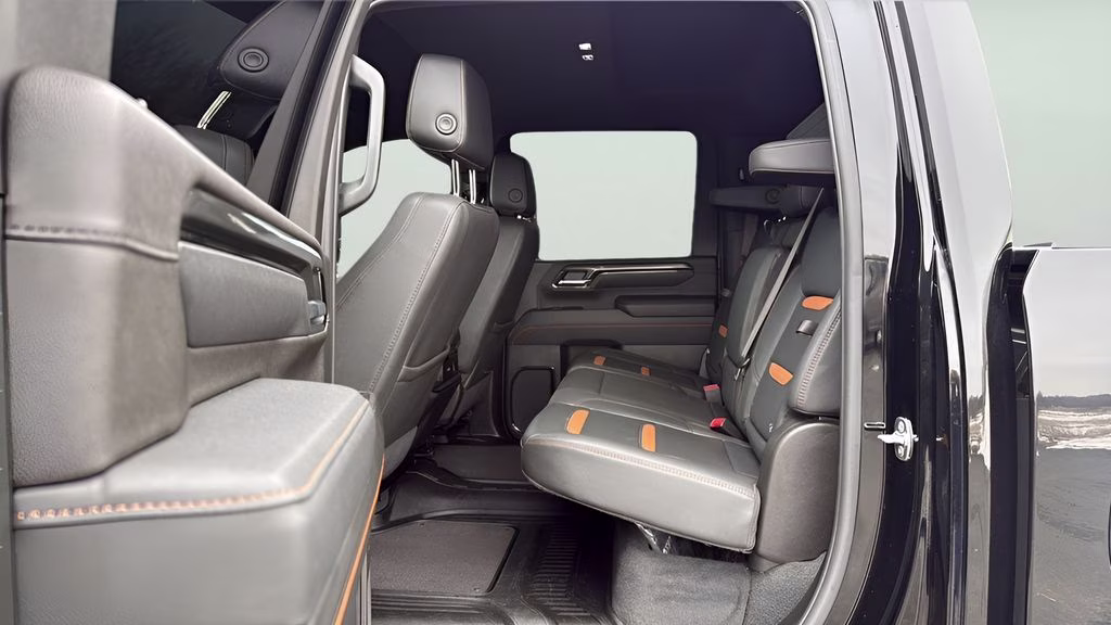 2025 Onyx Black GMC Sierra 2500HD AT4 4X4 Truck