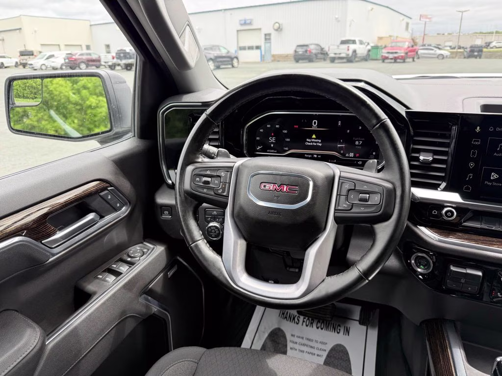 2025 White GMC Sierra 1500 Elevation 4X4 Truck