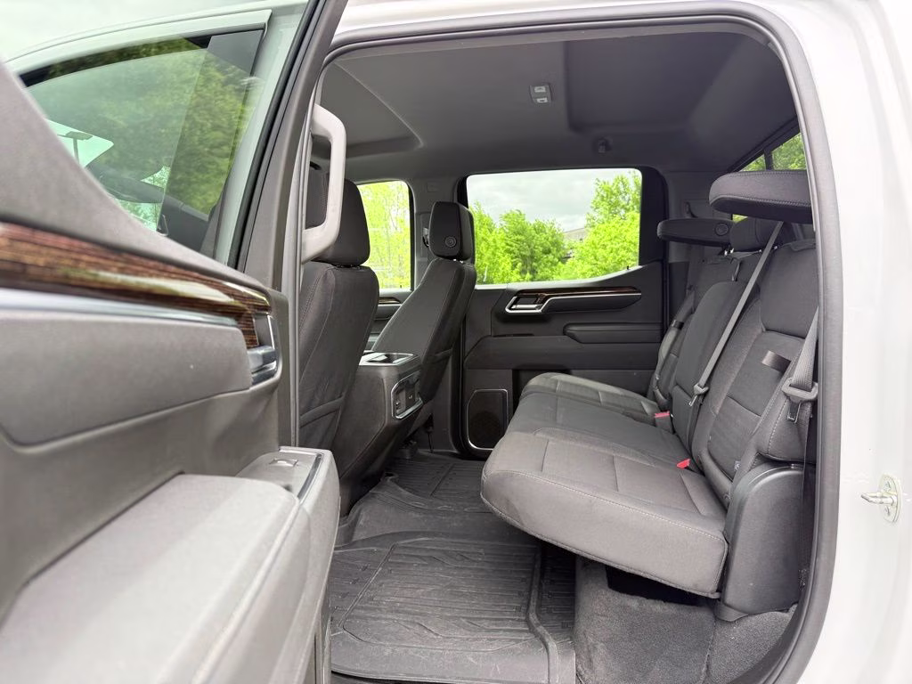 2025 White GMC Sierra 1500 Elevation 4X4 Truck