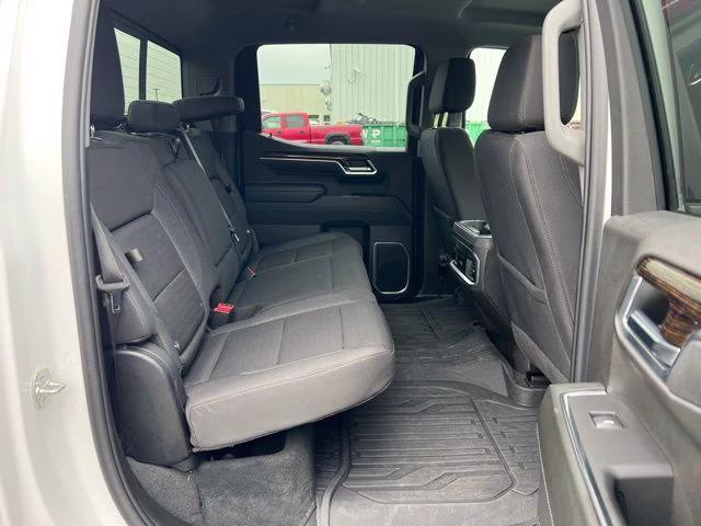 2025 White GMC Sierra 1500 Elevation 4X4 Truck