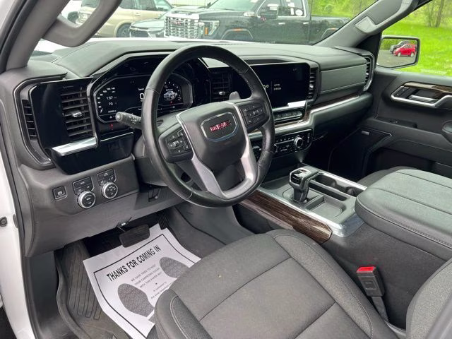 2025 White GMC Sierra 1500 Elevation 4X4 Truck