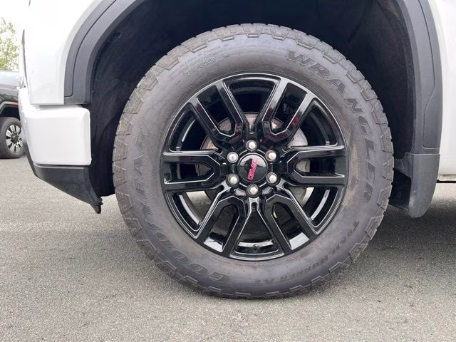 2025 White GMC Sierra 1500 Elevation 4X4 Truck