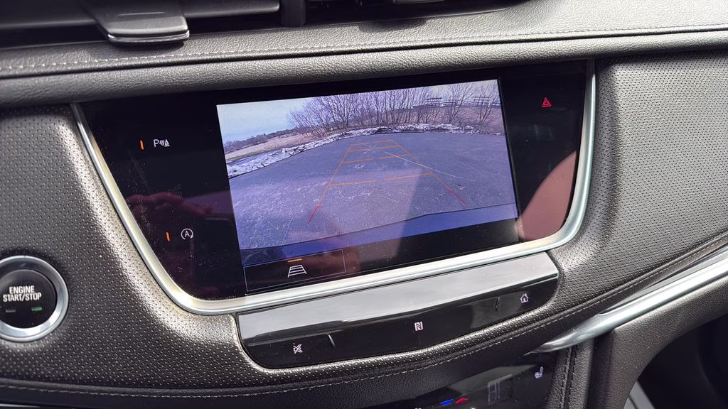 2021 Black Cadillac XT5 Premium Luxury AWD SUV