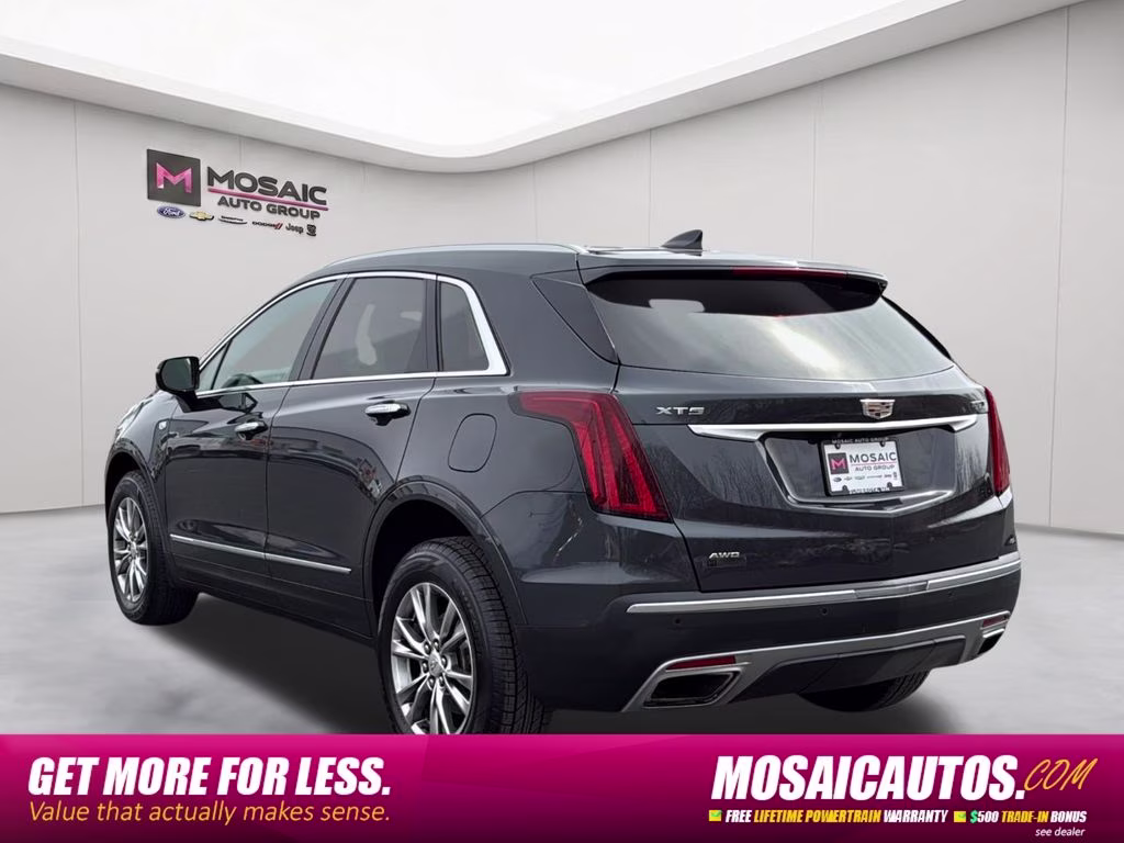 2021 Black Cadillac XT5 Premium Luxury AWD SUV