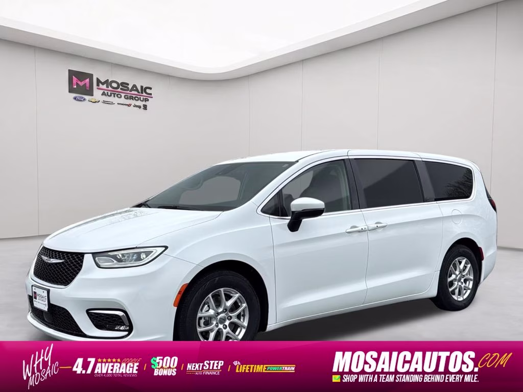 2023 Bright White Clearcoat Chrysler Pacifica Touring L FWD Van