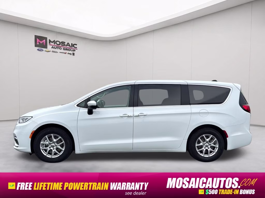 2023 Bright White Clearcoat Chrysler Pacifica Touring L FWD Van