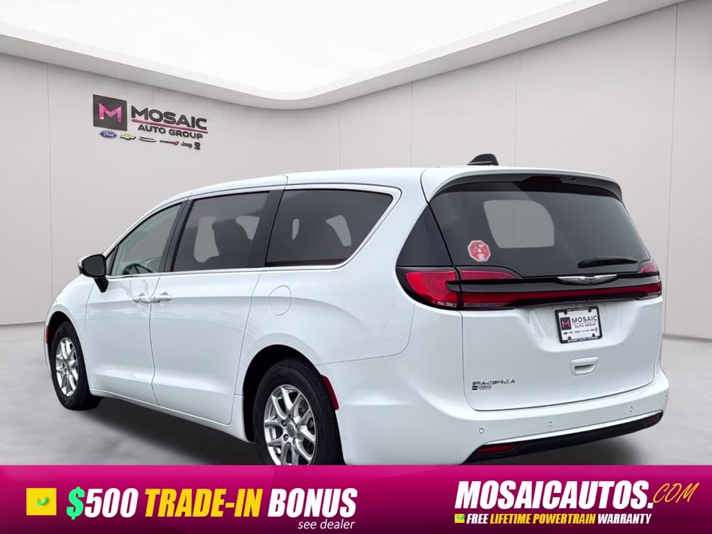 2023 Bright White Clearcoat Chrysler Pacifica Touring L FWD Van