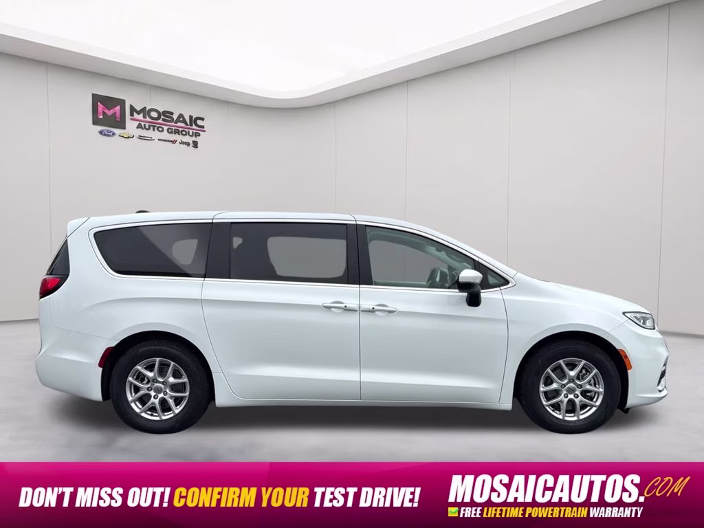 2023 Bright White Clearcoat Chrysler Pacifica Touring L FWD Van