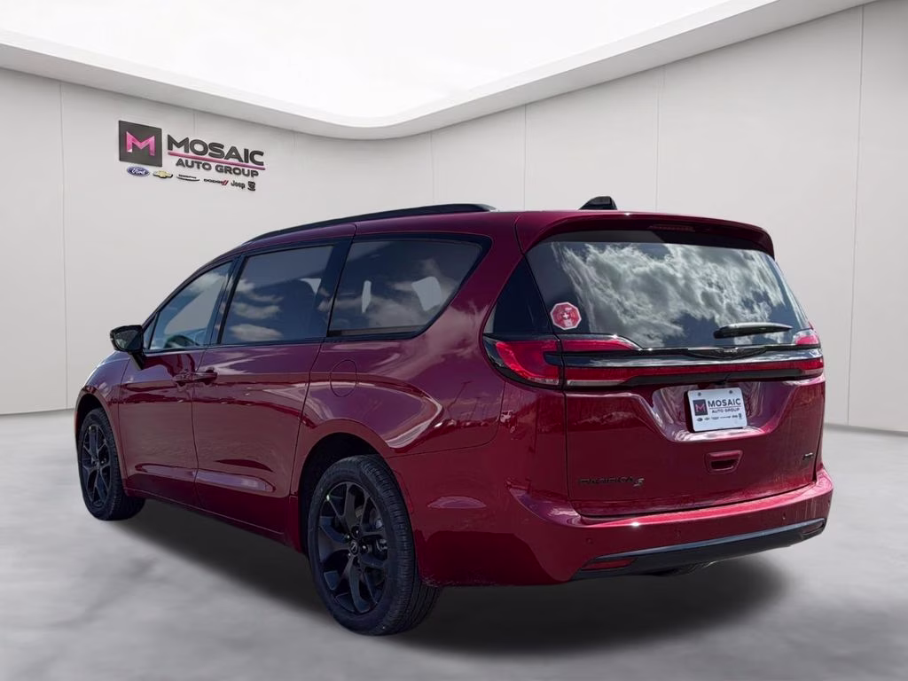 2026 Red Hot Pearlcoat Chrysler Pacifica Select AWD Van