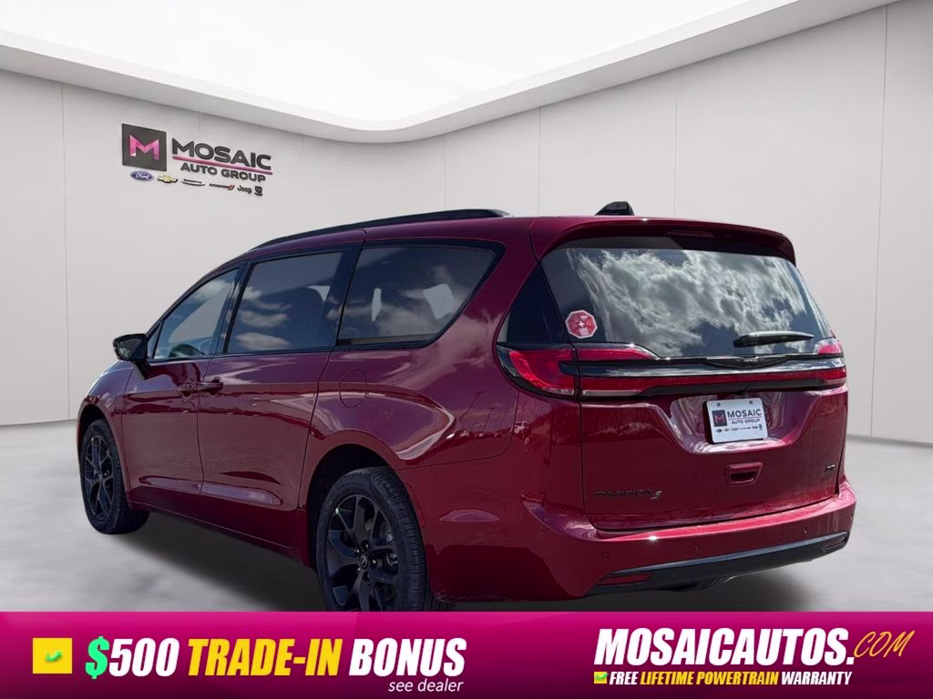 2026 Red Hot Pearlcoat Chrysler Pacifica Select AWD Van