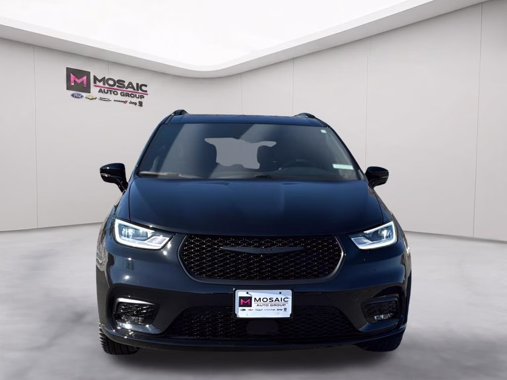 2026 Diamond Black Crystal Pearlcoat Chrysler Pacifica Select S Appearance Package AWD Van