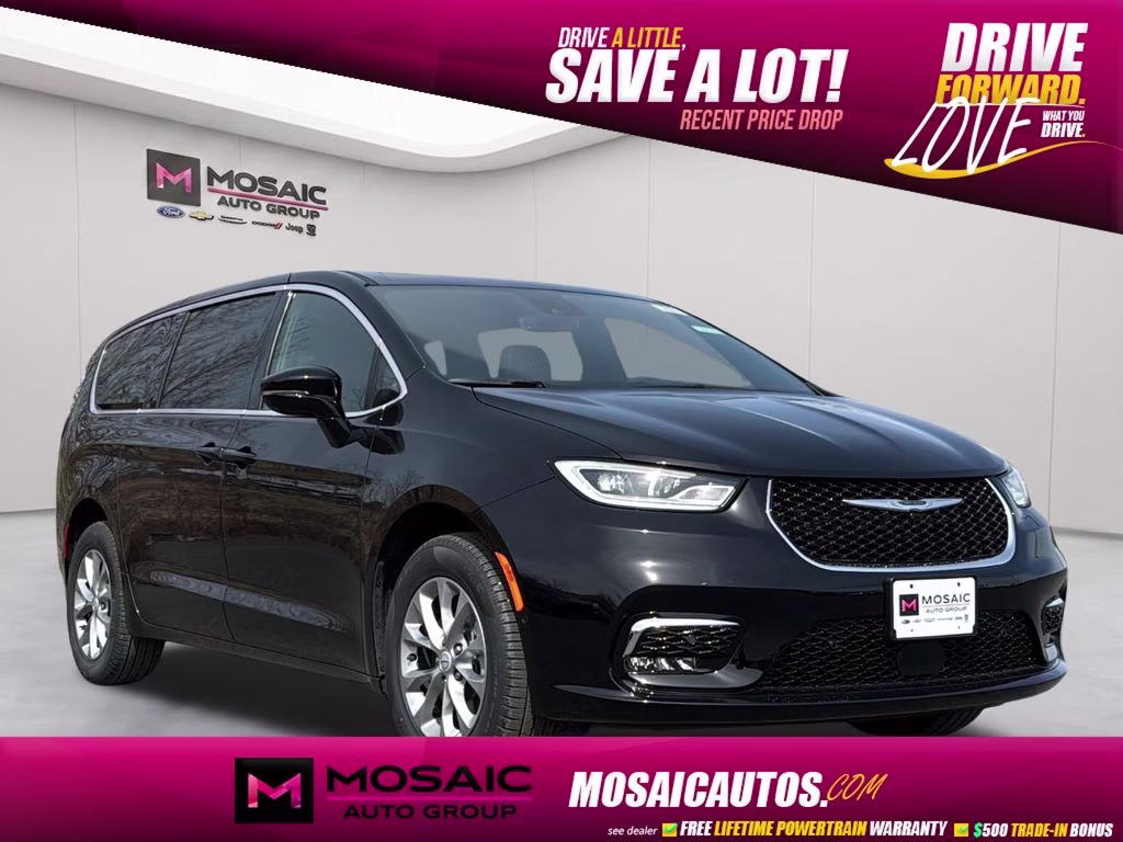 2026 Diamond Black Crystal Pearlcoat Chrysler Pacifica Select AWD Van