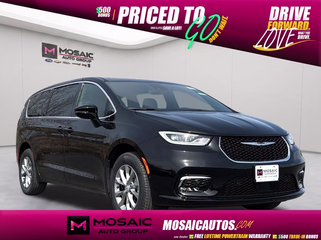 2026 Diamond Black Crystal Pearlcoat Chrysler Pacifica Select AWD Van
