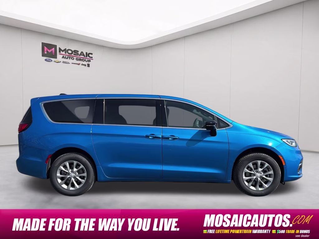 2026 Hydro Blue Pearlcoat Chrysler Pacifica Select AWD Van