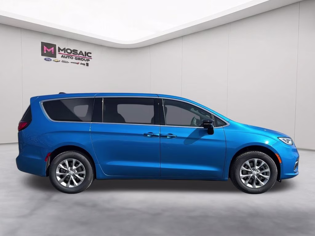 2026 Hydro Blue Pearlcoat Chrysler Pacifica Select AWD Van