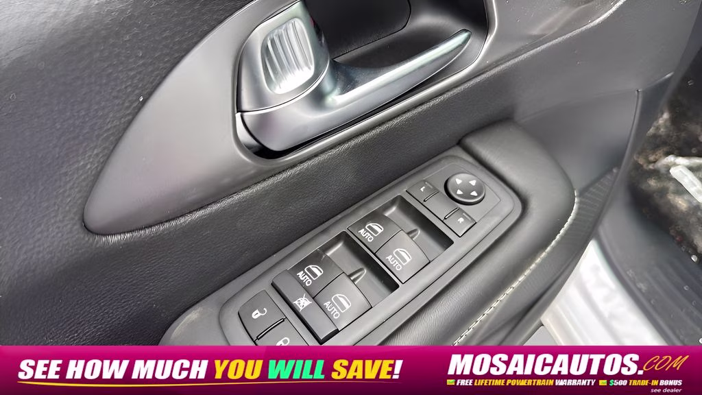 2026 Bright White Clearcoat Chrysler Pacifica Select AWD Van