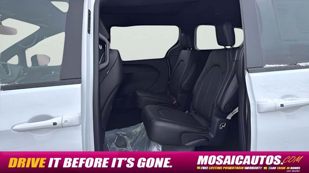 2026 Bright White Clearcoat Chrysler Pacifica Select AWD Van