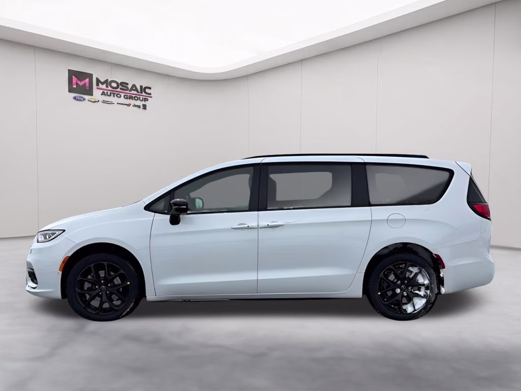 2026 Bright White Clearcoat Chrysler Pacifica Select AWD Van