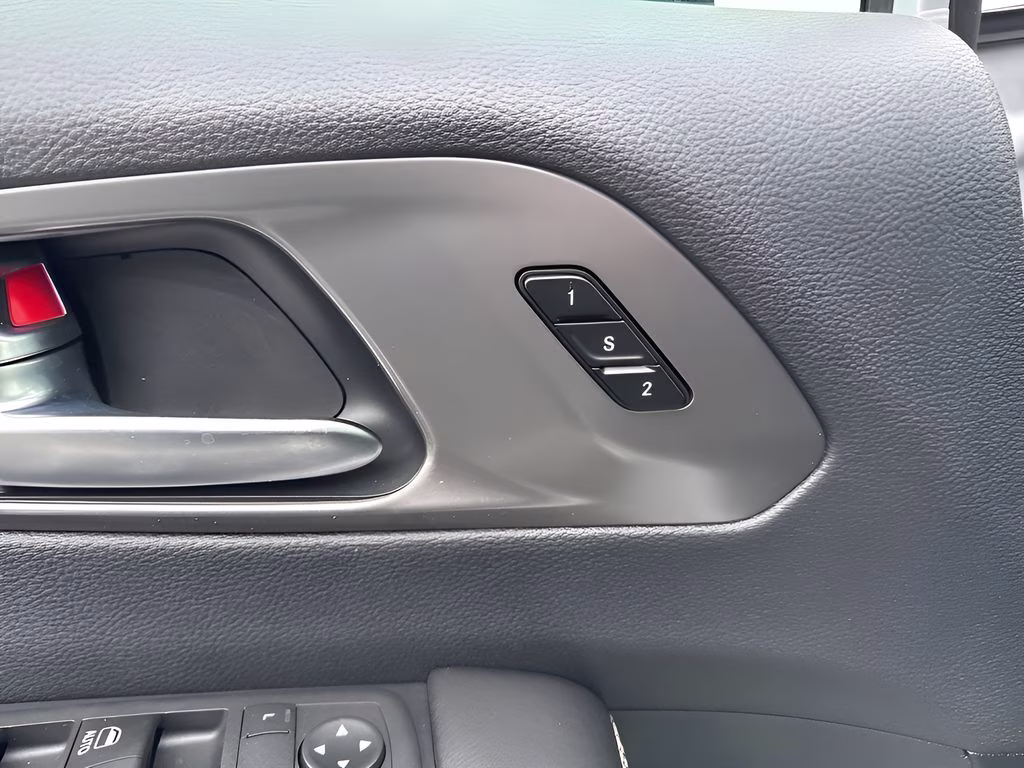 2026 Silver Mist Clearcoat Chrysler Pacifica Select Safety Sphere AWD Van