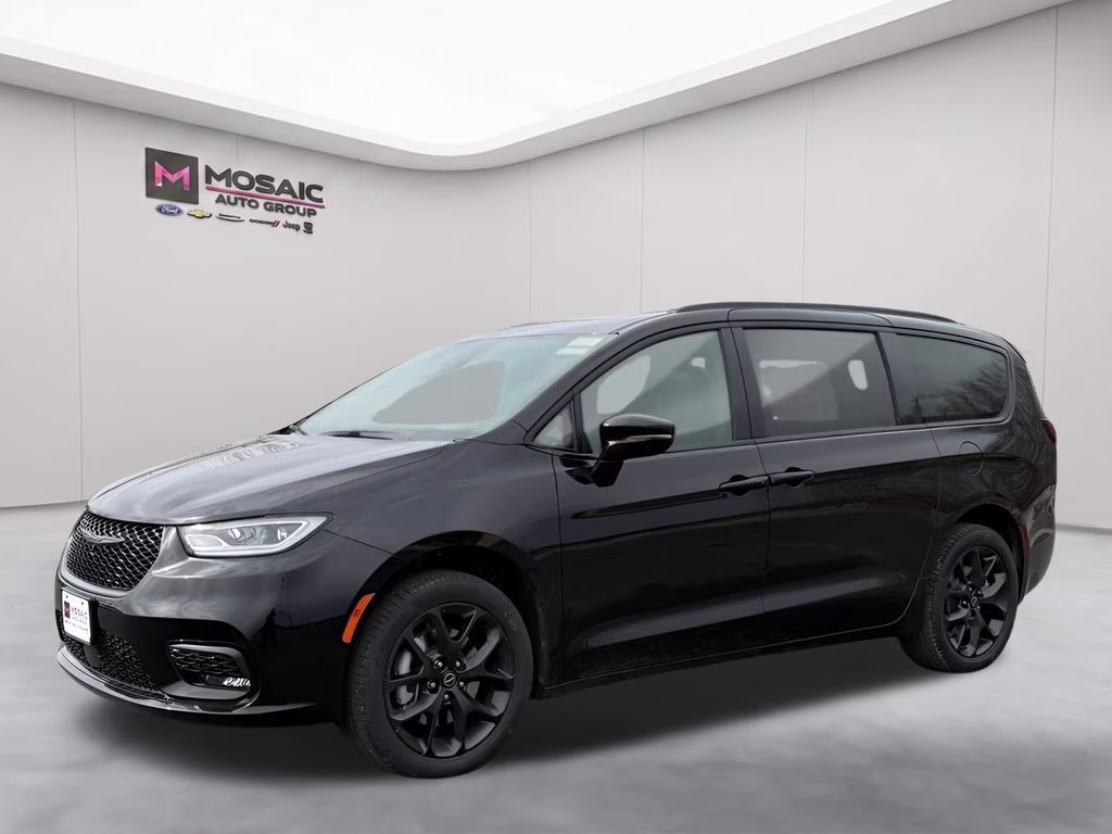 2026 Diamond Black Crystal Pearlcoat Chrysler Pacifica Select AWD Van