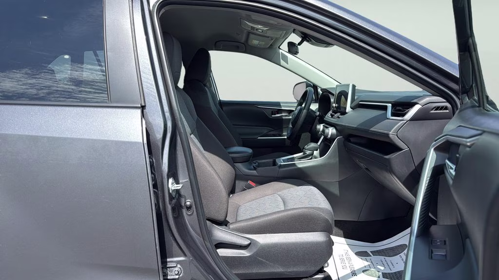 2025 Magnetic Gray Metallic Toyota RAV4 XLE AWD SUV