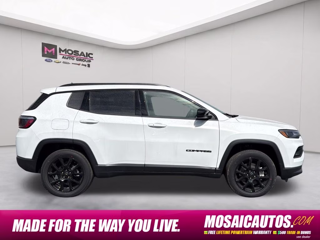 2026 Bright White Clearcoat Jeep Compass Latitude 4X4 SUV