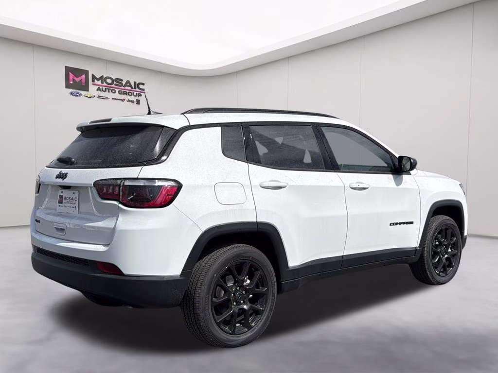 2026 Bright White Clearcoat Jeep Compass Latitude 4X4 SUV