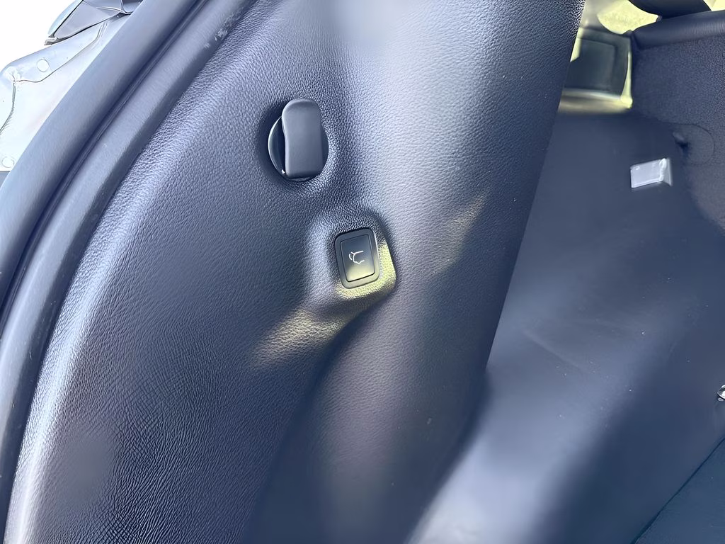 2026 silver zynith metallic clearcoat Jeep Compass Limited Sun, Sound & Navigation Group 4X4 SUV