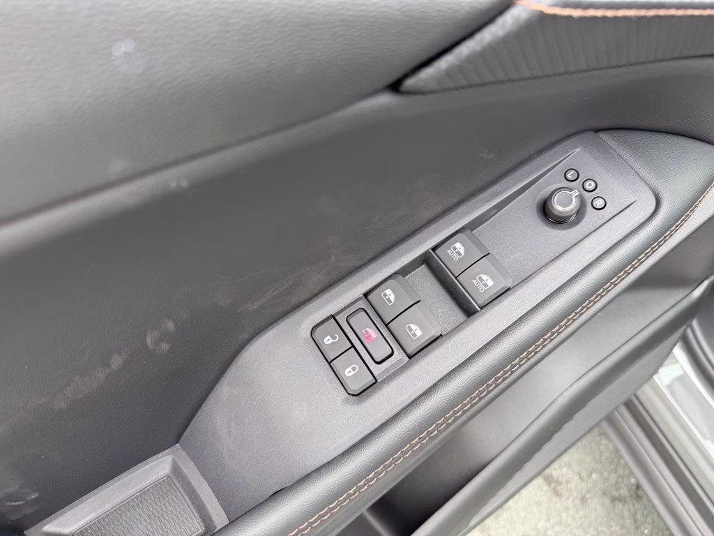 2026 Sting-Gray Clearcoat Jeep Cherokee Limited 4X4 SUV