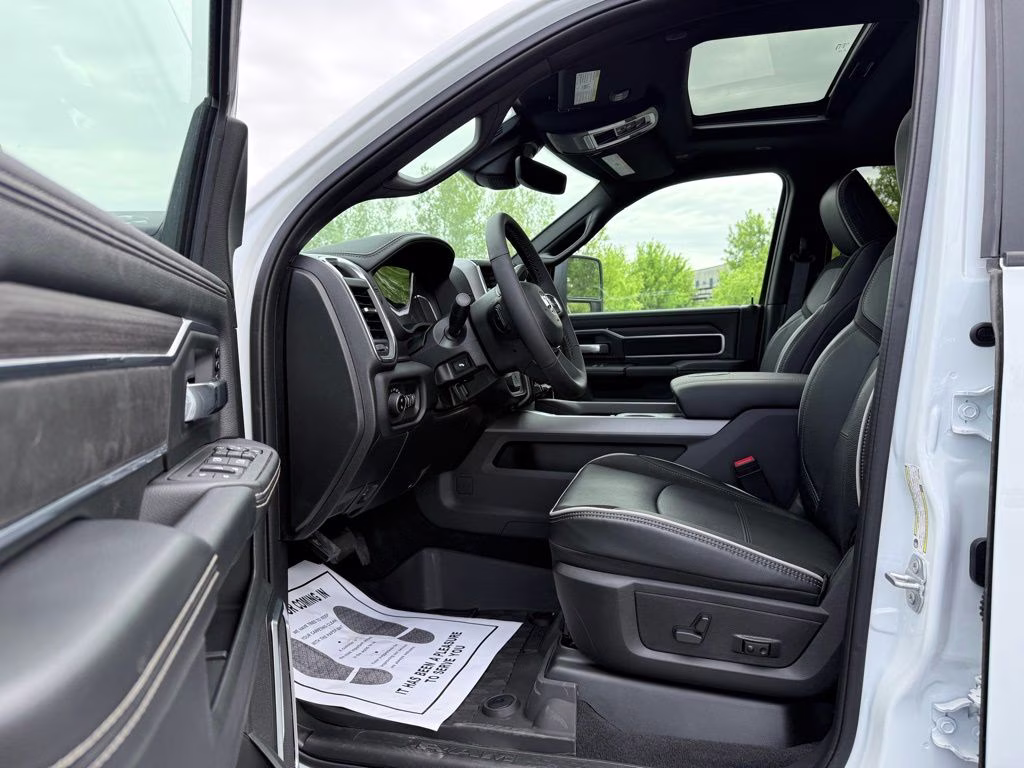2026 Bright White Clearcoat Ram 3500 Laramie 4X4 Truck